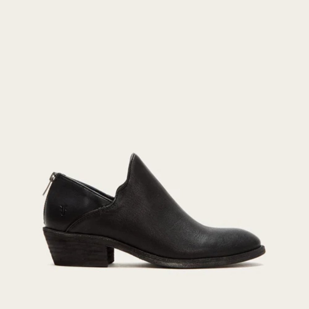 Frye Carson Shootie Ankle Boot